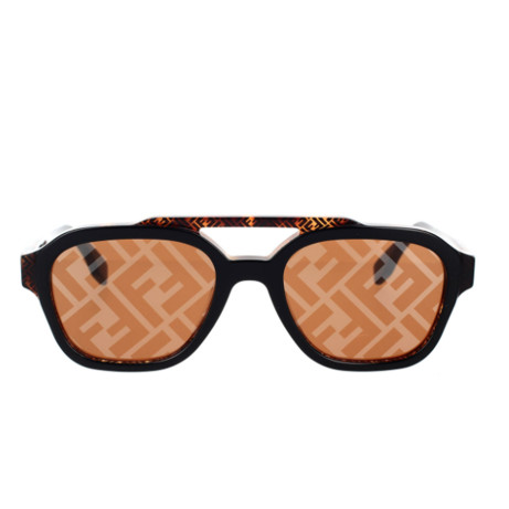 Maison Fendi FE40076U 01L