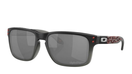 Occhiali da sole uomo Luxury Oakley 9102 SOLE 9102Z0 nuova collezione