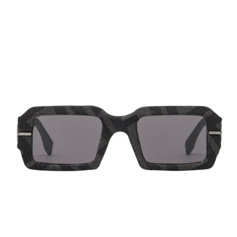 Maison Fendi FE40074U 05a